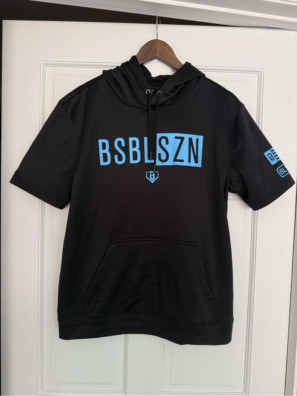 NWOT! Baseball Lifestyle 101 Short Sleeve Hoodie – Adult Medium